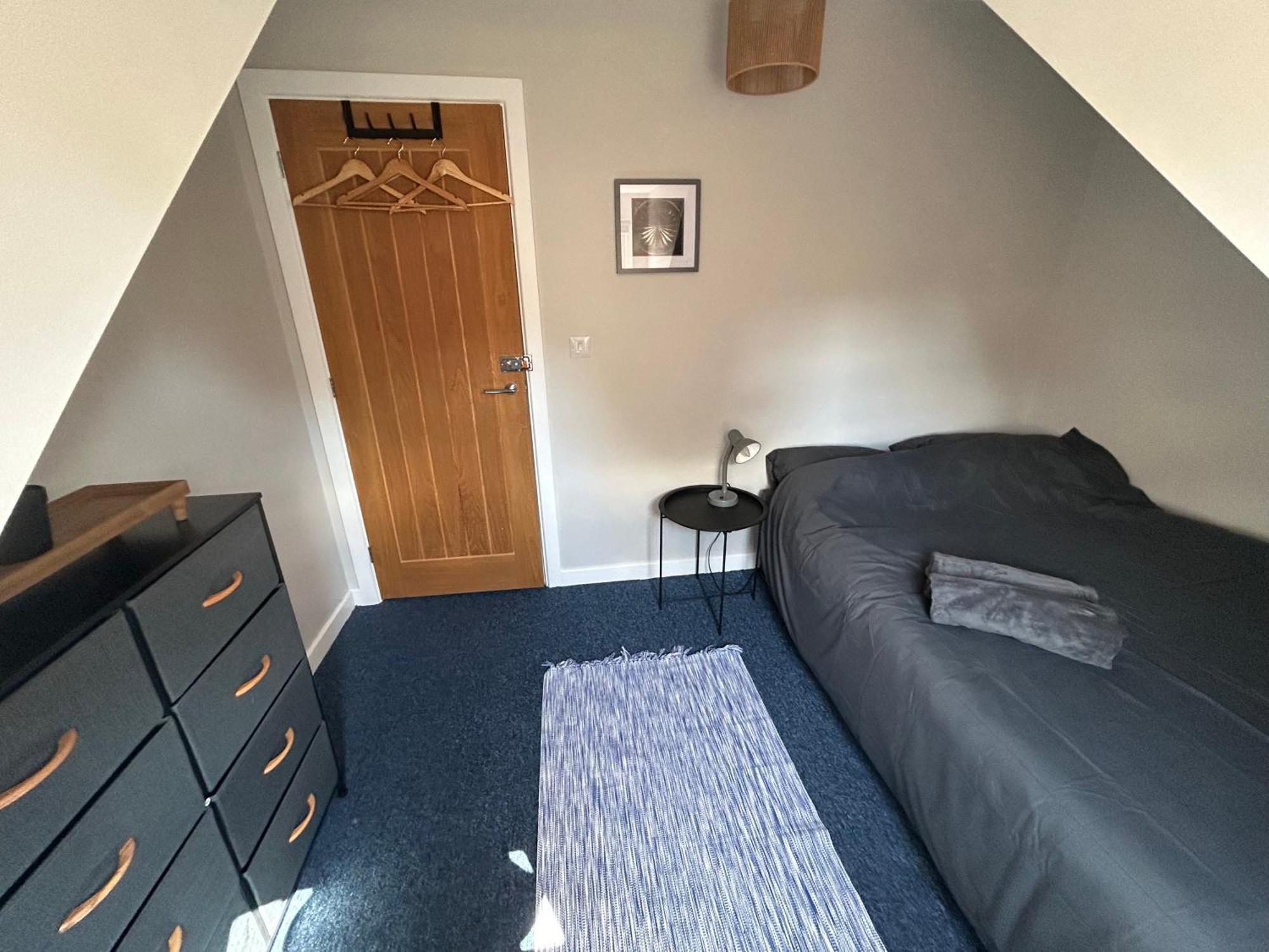 Double Room Yeovil Town Centre Екстер'єр фото